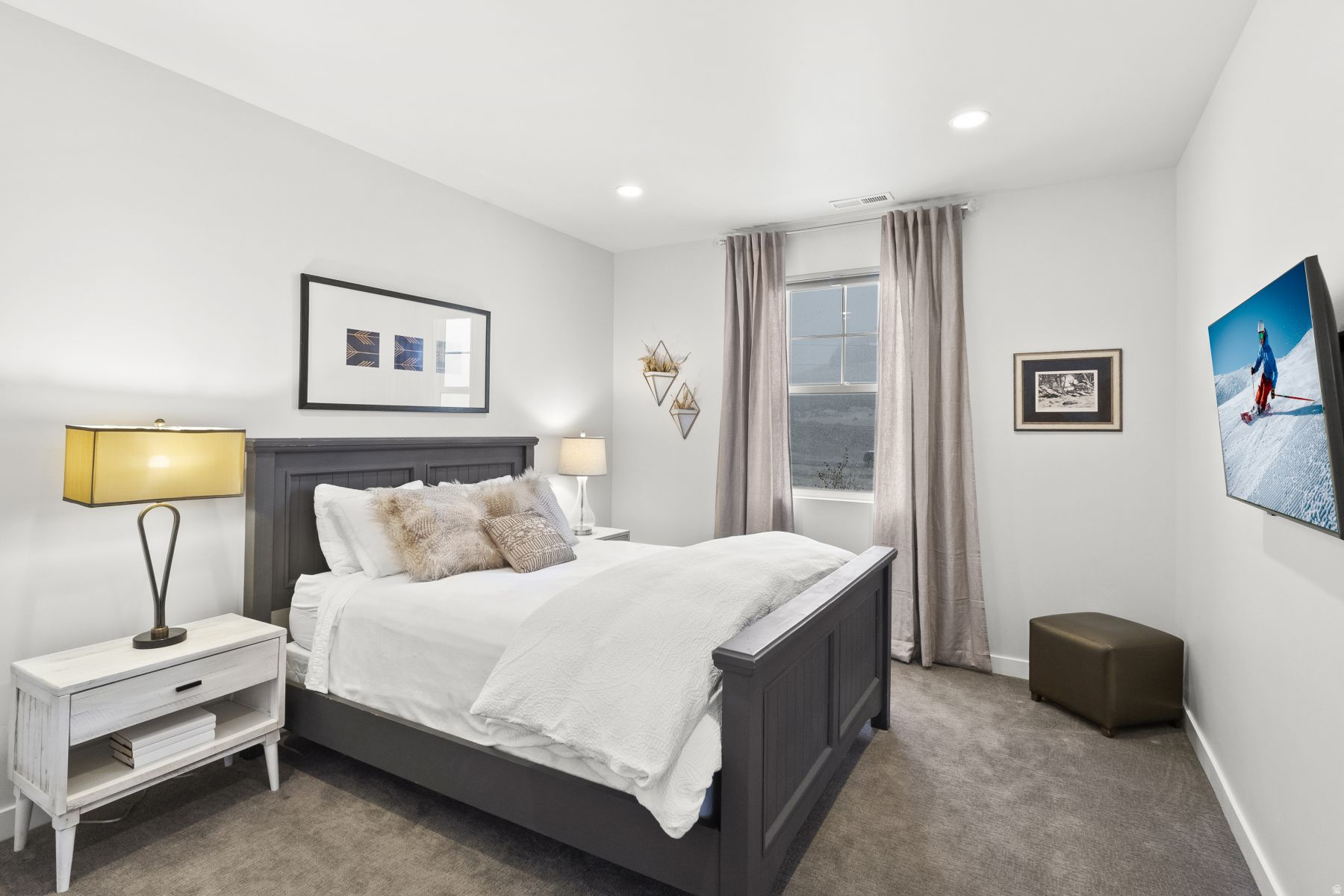 DEER SPRINGS - Residential Lease