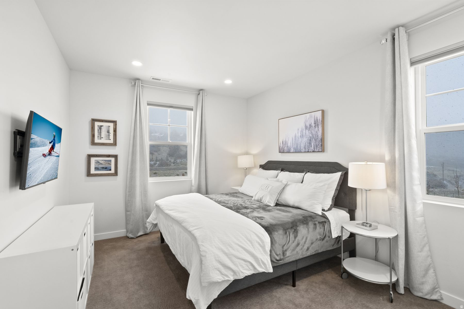 DEER SPRINGS - Residential Lease