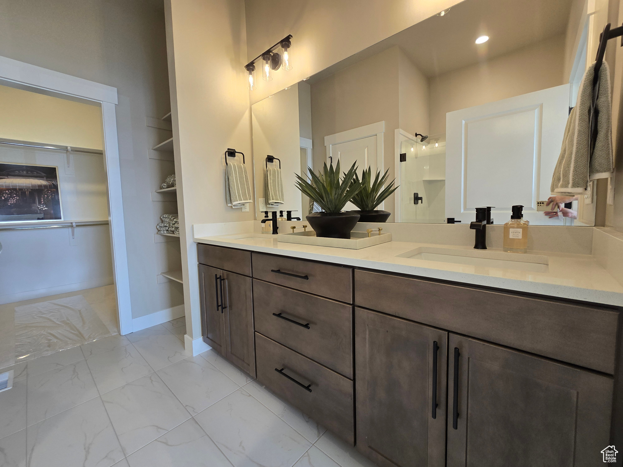 HAVEN COTTAGES & VILLAS 55 + - Residential