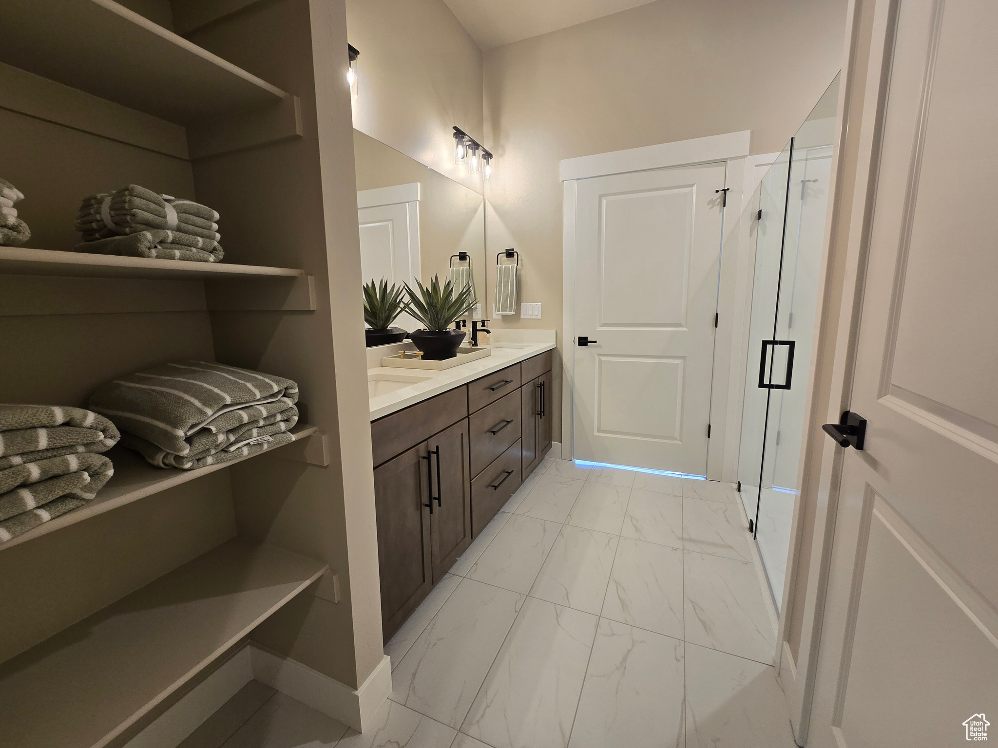 HAVEN COTTAGES & VILLAS 55 + - Residential