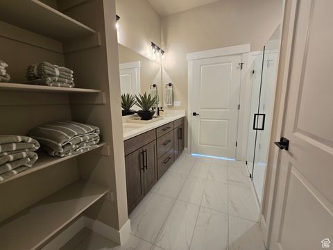 Tiny photo for 10838 S HAVEN LANDING DR, South Jordan, UT 84095 (MLS # 2115640)