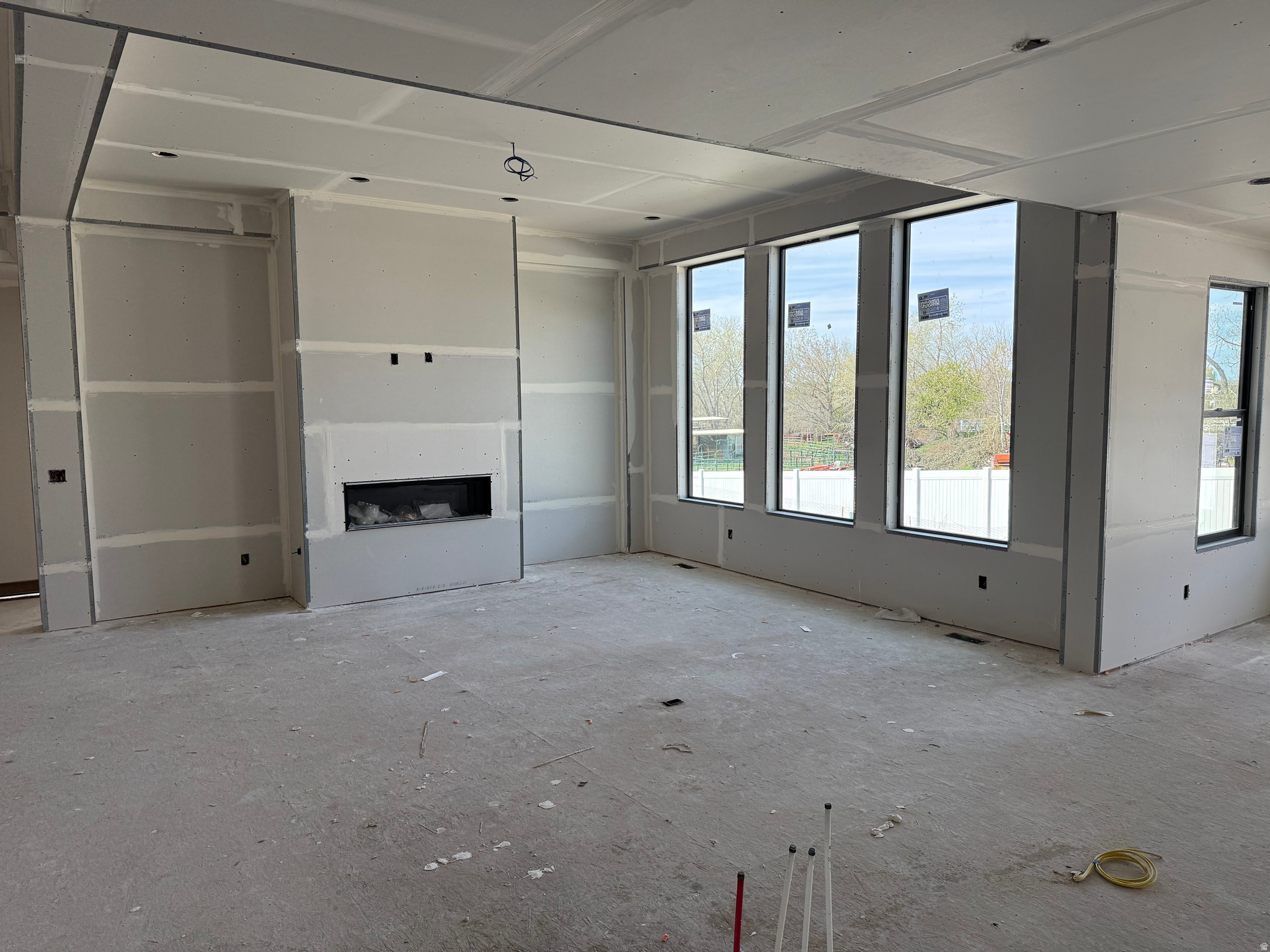 SUMMERHILL LANE - Residential