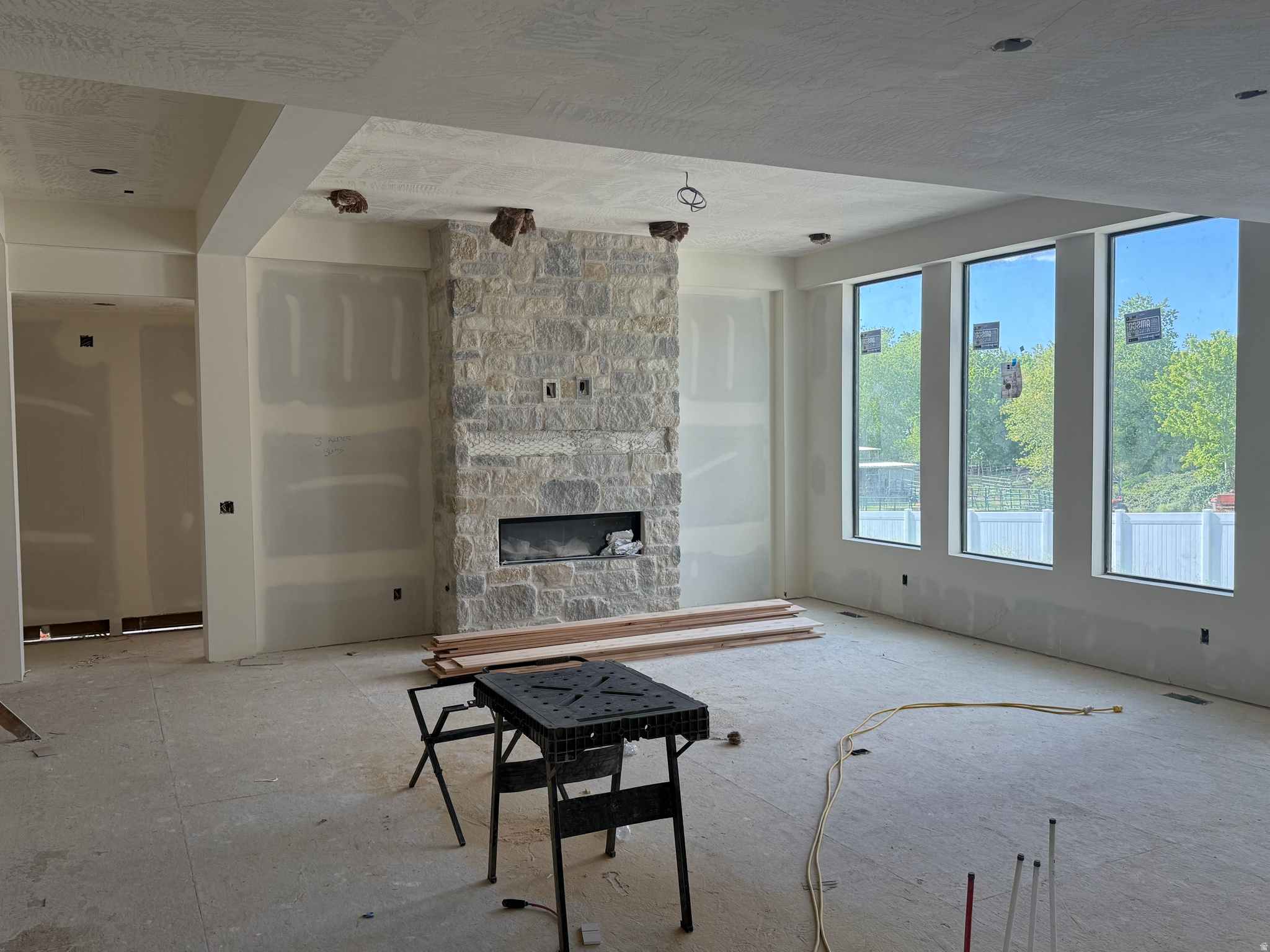 SUMMERHILL LANE - Residential