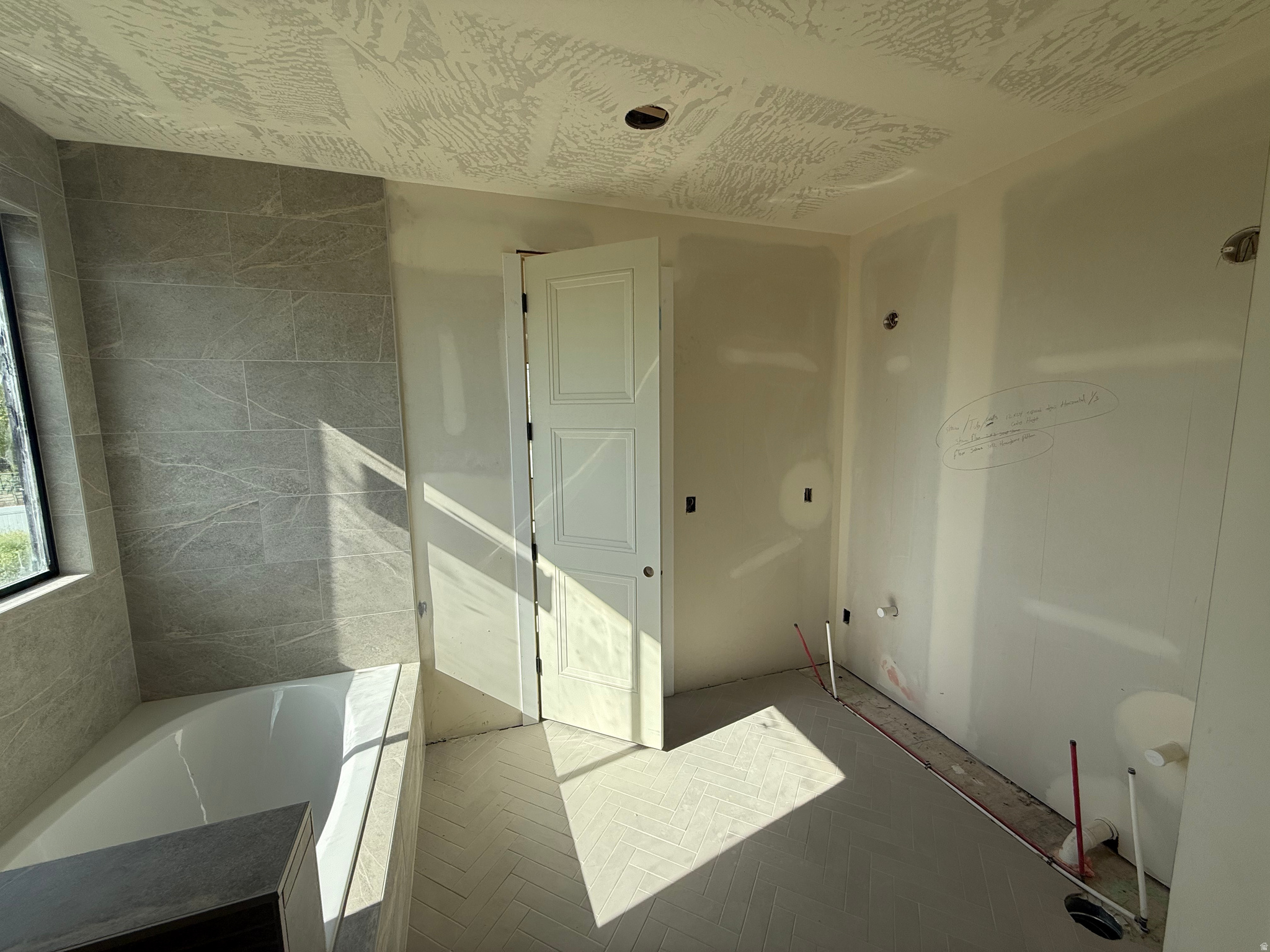 SUMMERHILL LANE - Residential