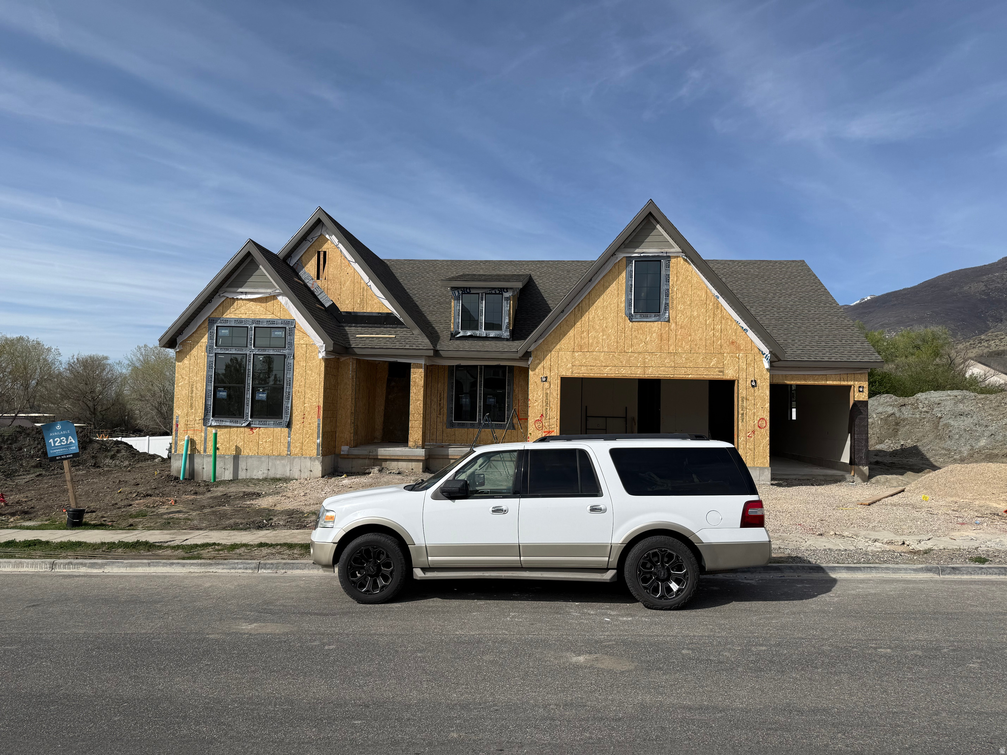 SUMMERHILL LANE - Residential