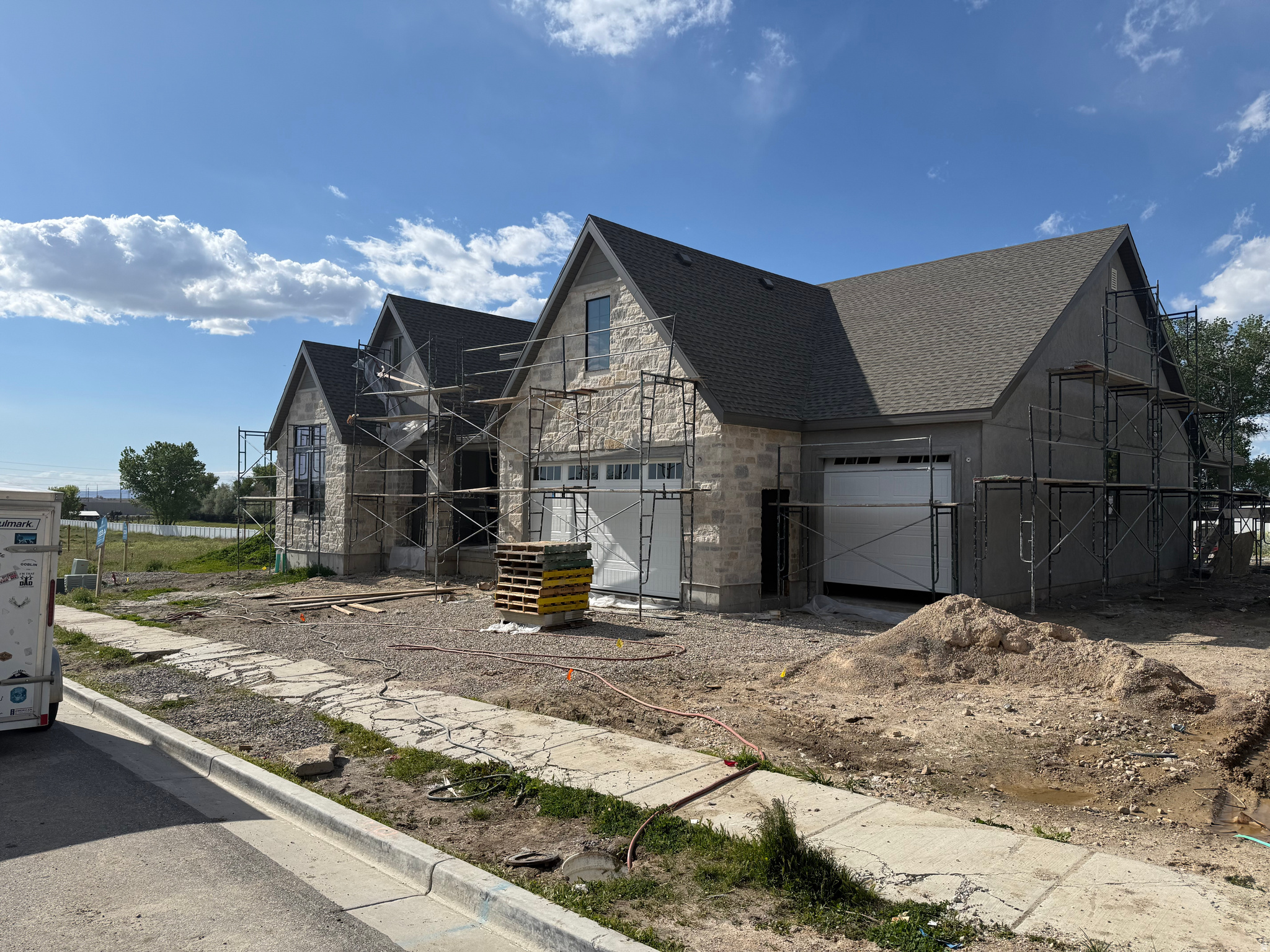 SUMMERHILL LANE - Residential