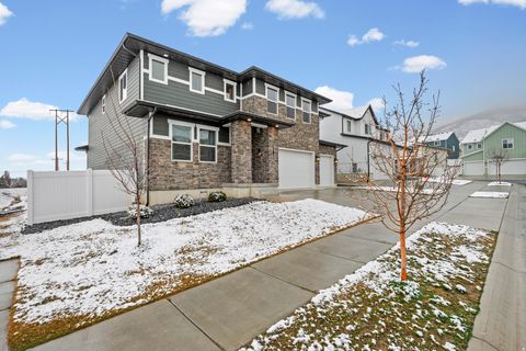 Tiny photo for 1285 E GRANTHAM WAY, Kaysville, UT 84037 (MLS # 2141811)