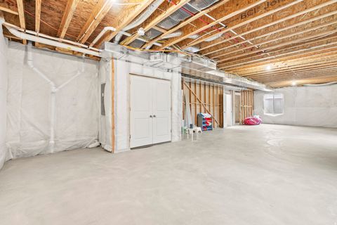 Tiny photo for 1285 E GRANTHAM WAY, Kaysville, UT 84037 (MLS # 2141811)