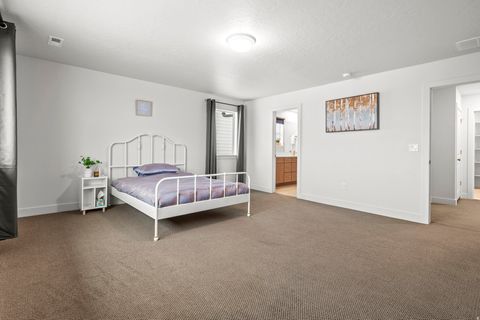 Tiny photo for 1285 E GRANTHAM WAY, Kaysville, UT 84037 (MLS # 2141811)