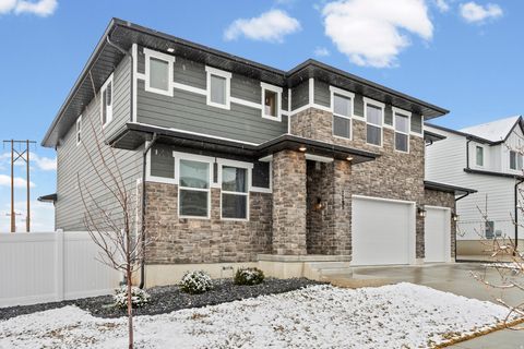 Tiny photo for 1285 E GRANTHAM WAY, Kaysville, UT 84037 (MLS # 2141811)