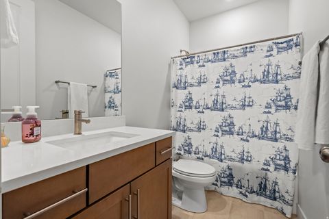 Tiny photo for 1285 E GRANTHAM WAY, Kaysville, UT 84037 (MLS # 2141811)