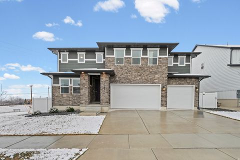 Tiny photo for 1285 E GRANTHAM WAY, Kaysville, UT 84037 (MLS # 2141811)