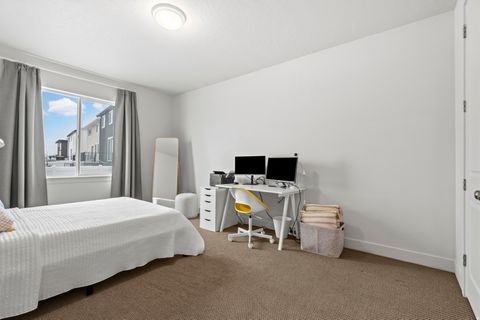 Tiny photo for 1285 E GRANTHAM WAY, Kaysville, UT 84037 (MLS # 2141811)