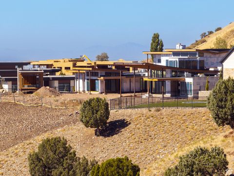 Tiny photo for 4006 E CANYON ESTATE DR, Cottonwood Heights, UT 84121 (MLS # 2116792)
