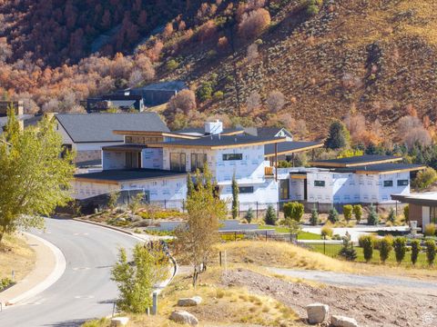 Tiny photo for 4006 E CANYON ESTATE DR, Cottonwood Heights, UT 84121 (MLS # 2116792)