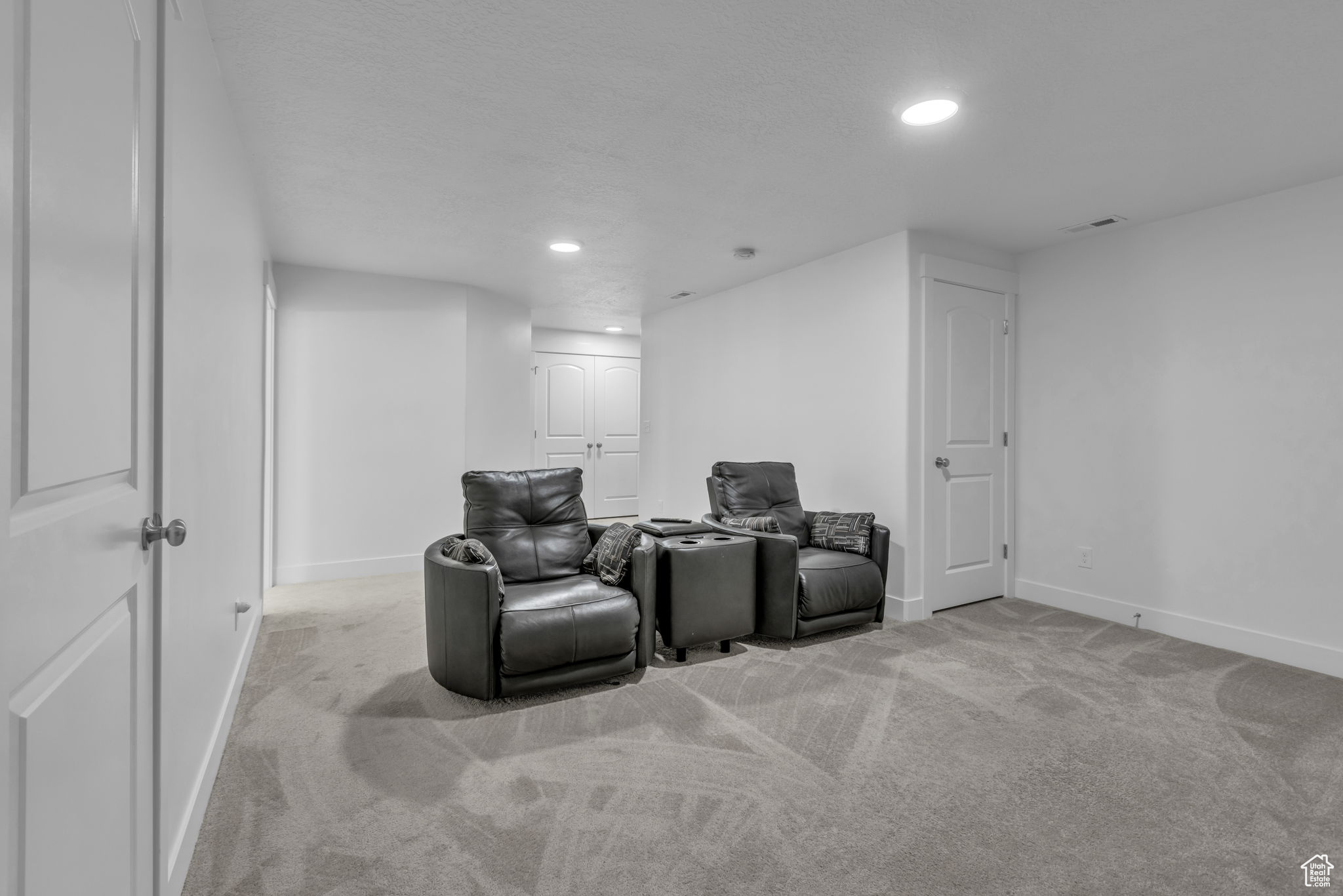 MOUNTAIN RIDGE - Residential