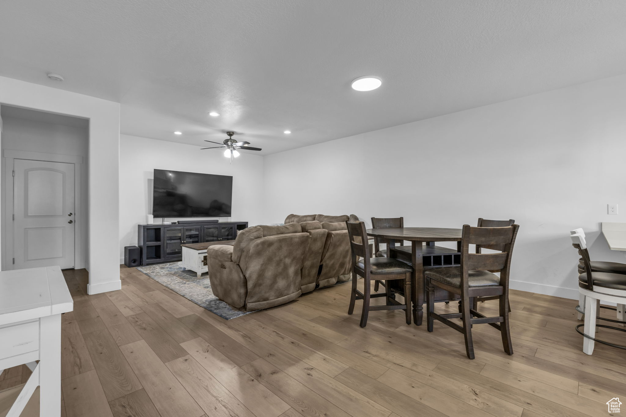 MOUNTAIN RIDGE - Residential