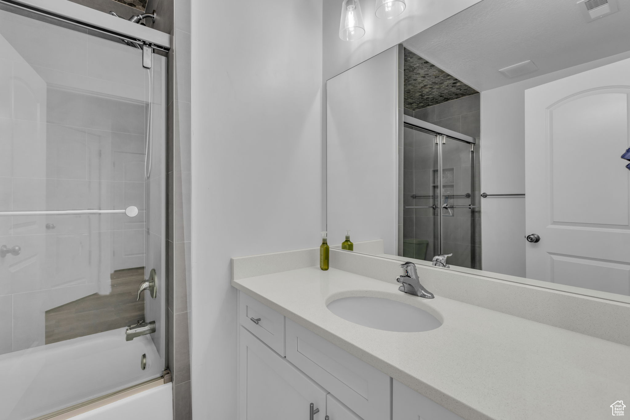 MOUNTAIN RIDGE - Residential