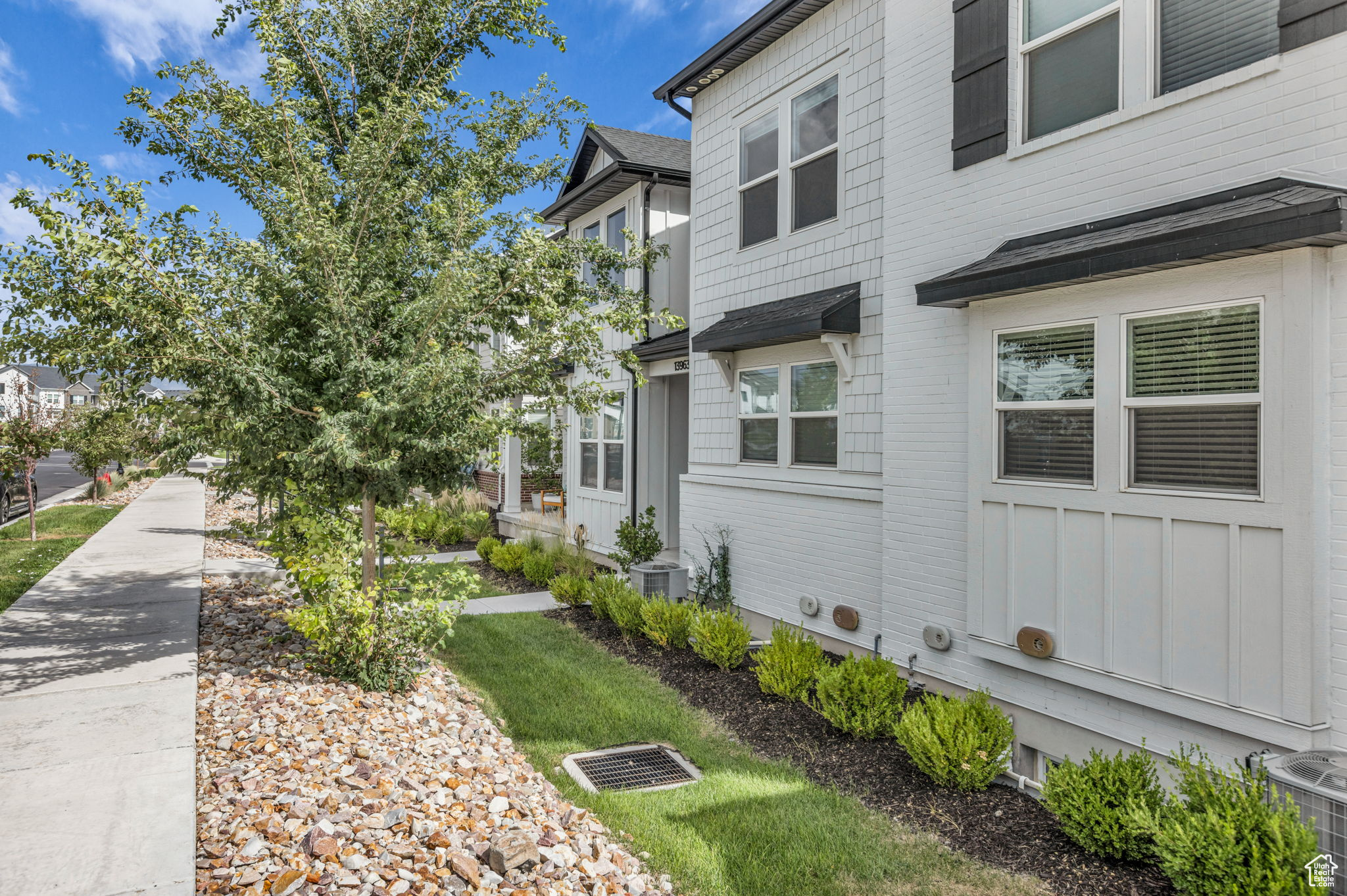 MOUNTAIN RIDGE - Residential