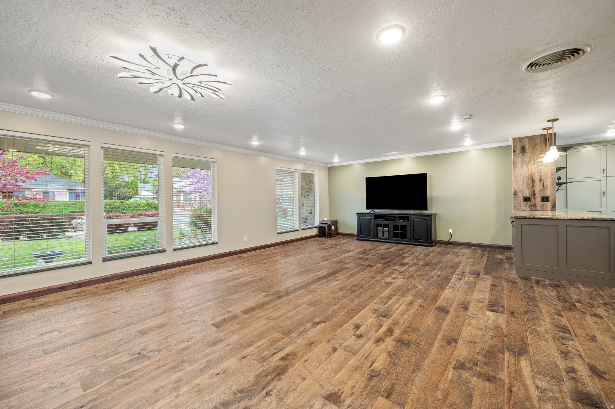 DILLON ACRES - Residential