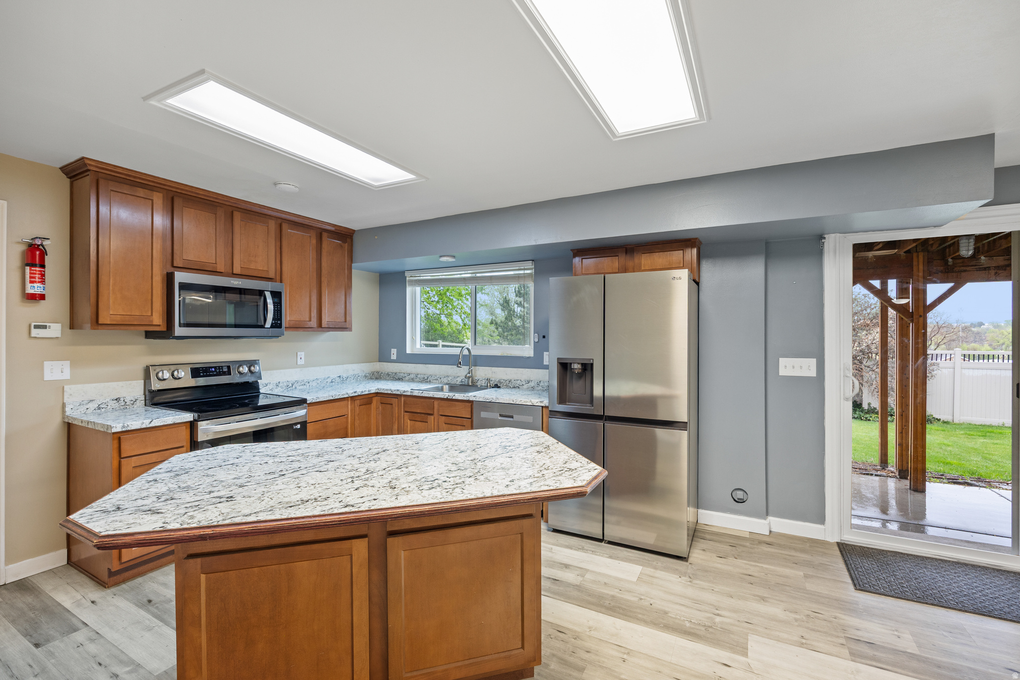 DILLON ACRES - Residential