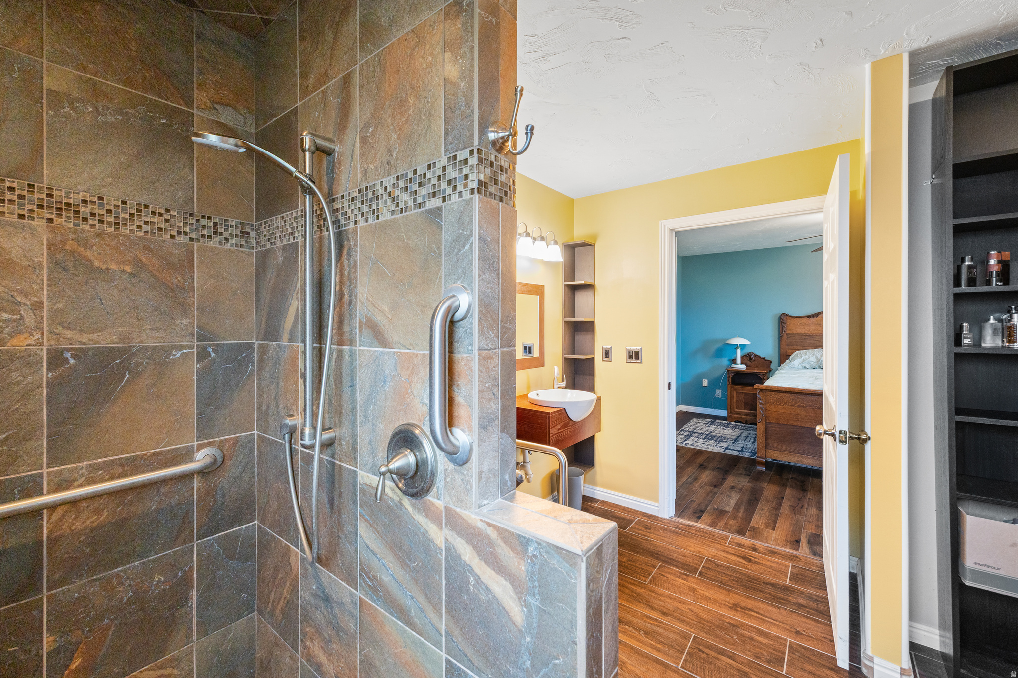 DILLON ACRES - Residential