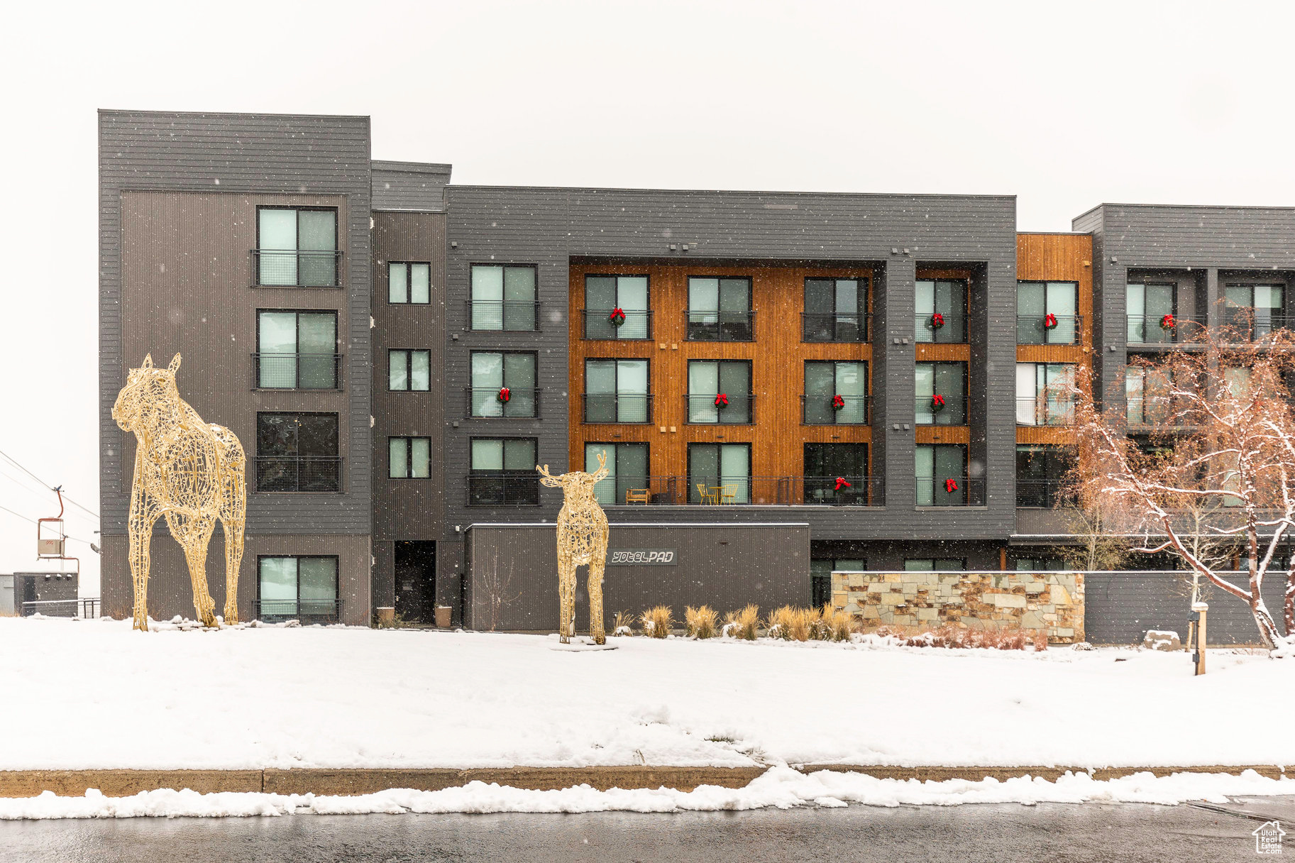YOTEL - Residential