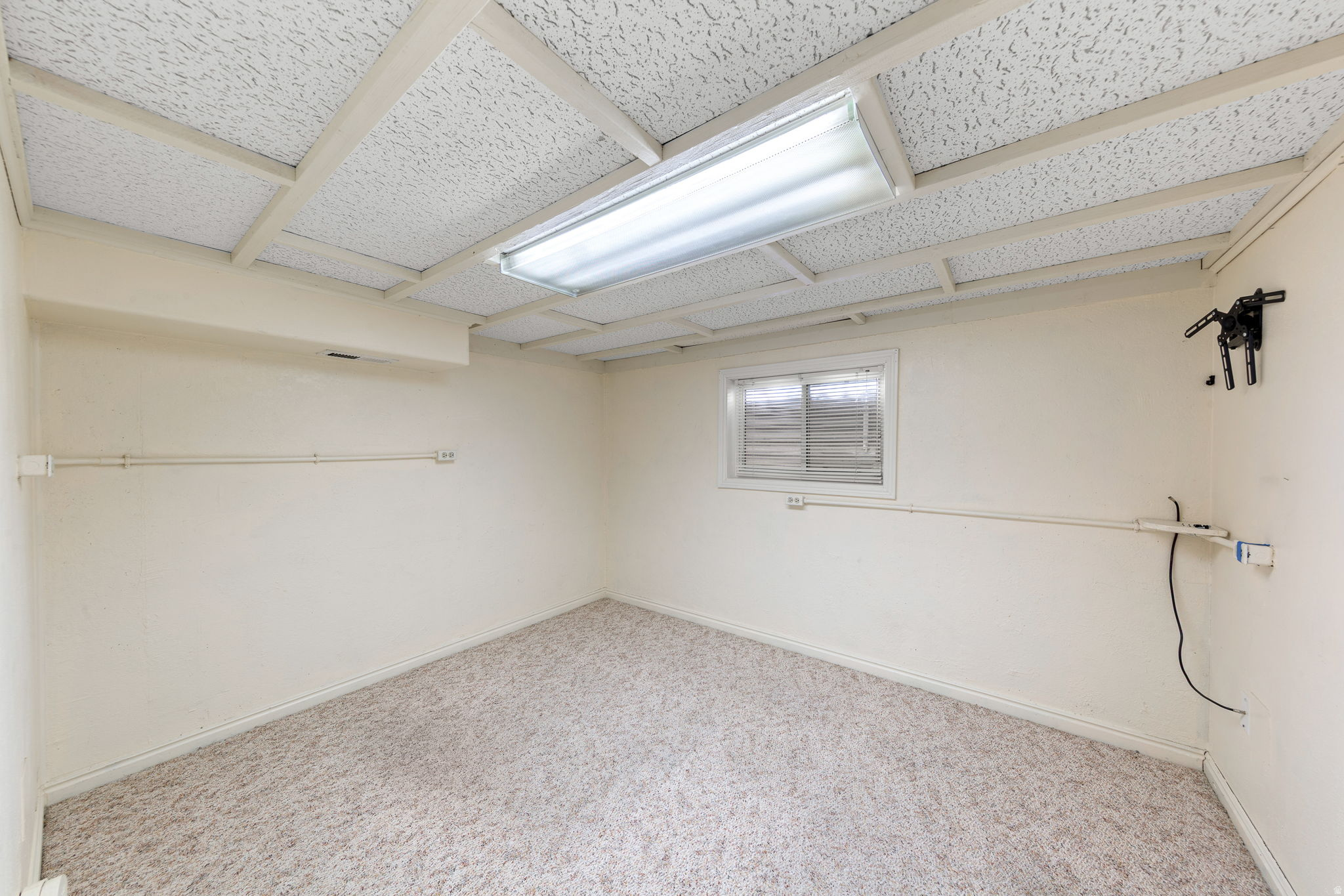 KINGS ROW EST - Residential