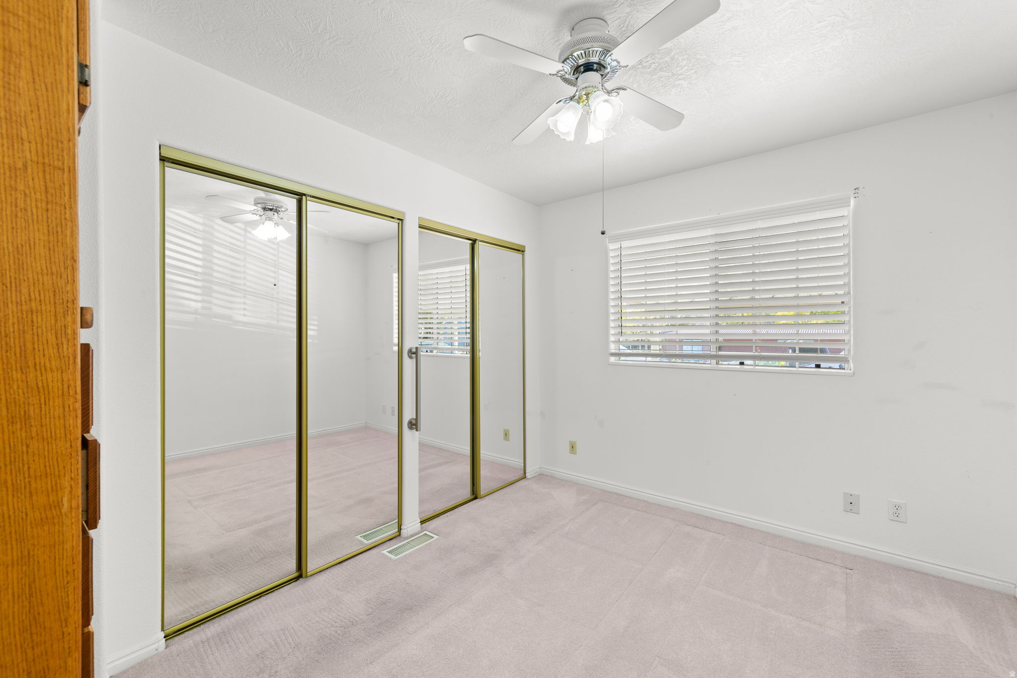 KINGS ROW EST - Residential