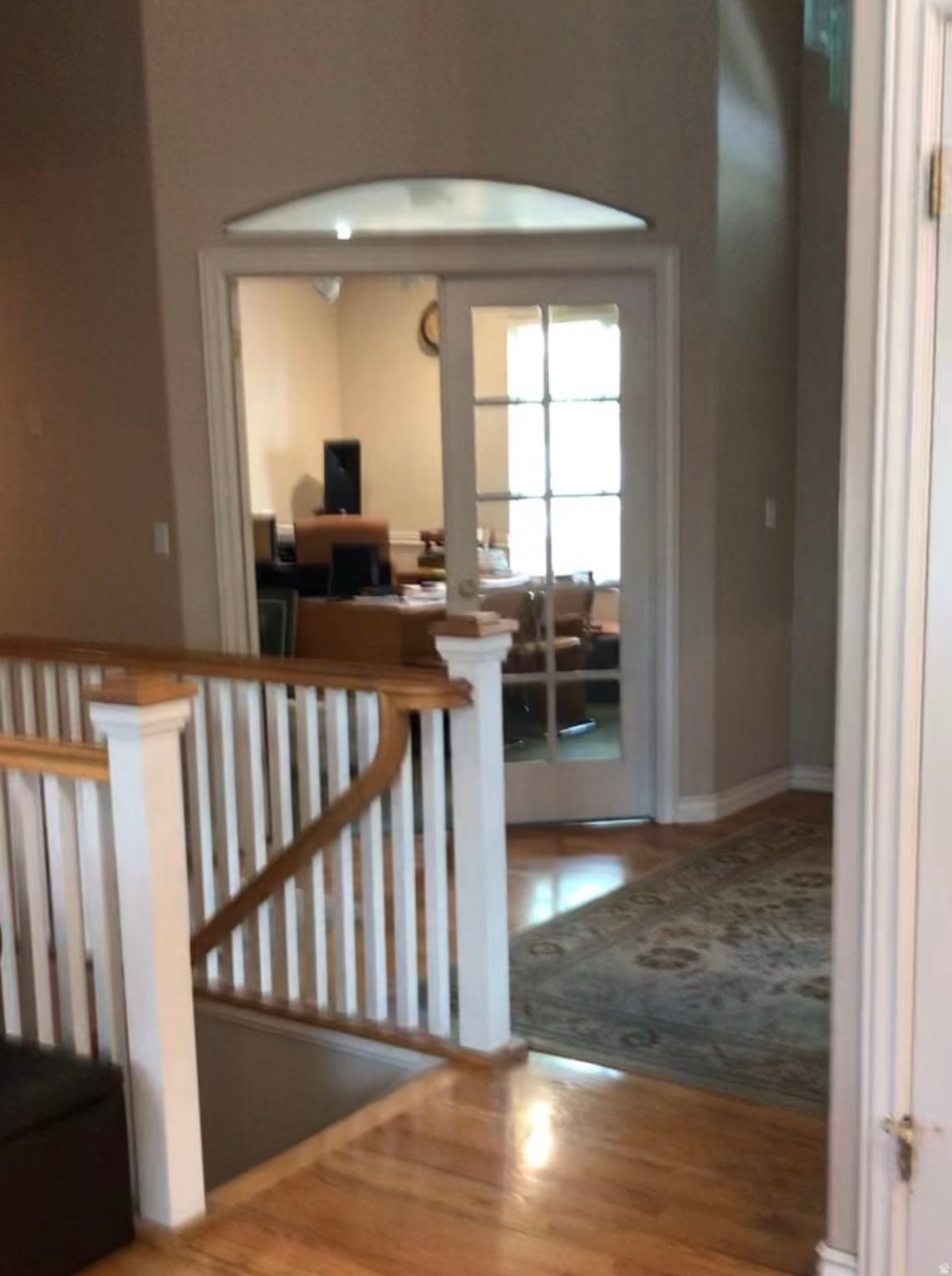 COUNTRY MANOR - Residential