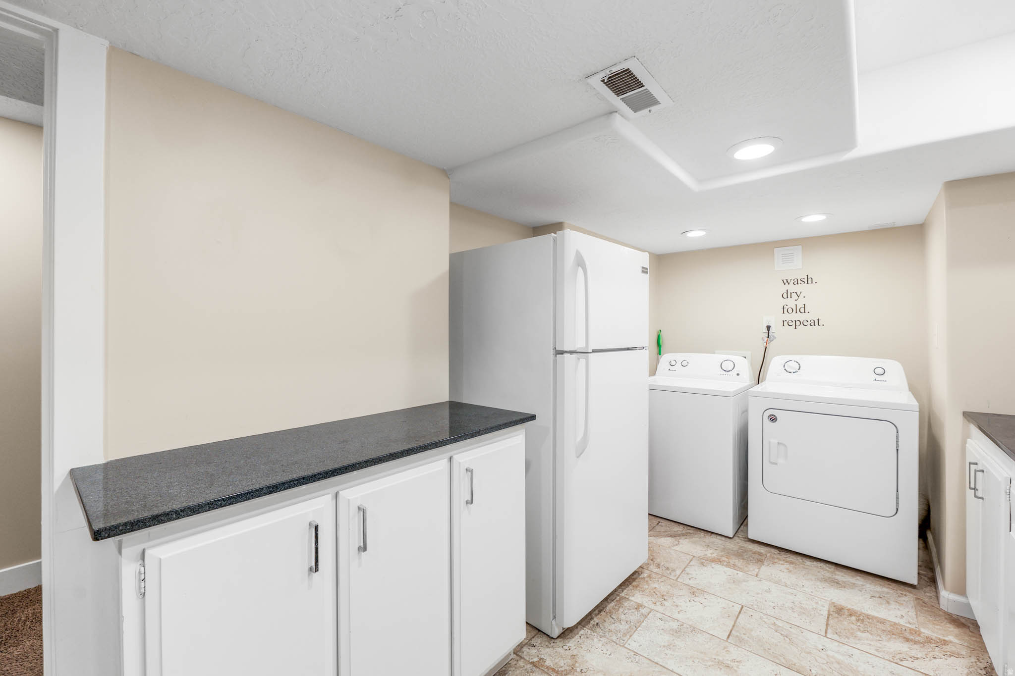 OAKMONT ACRES - Residential