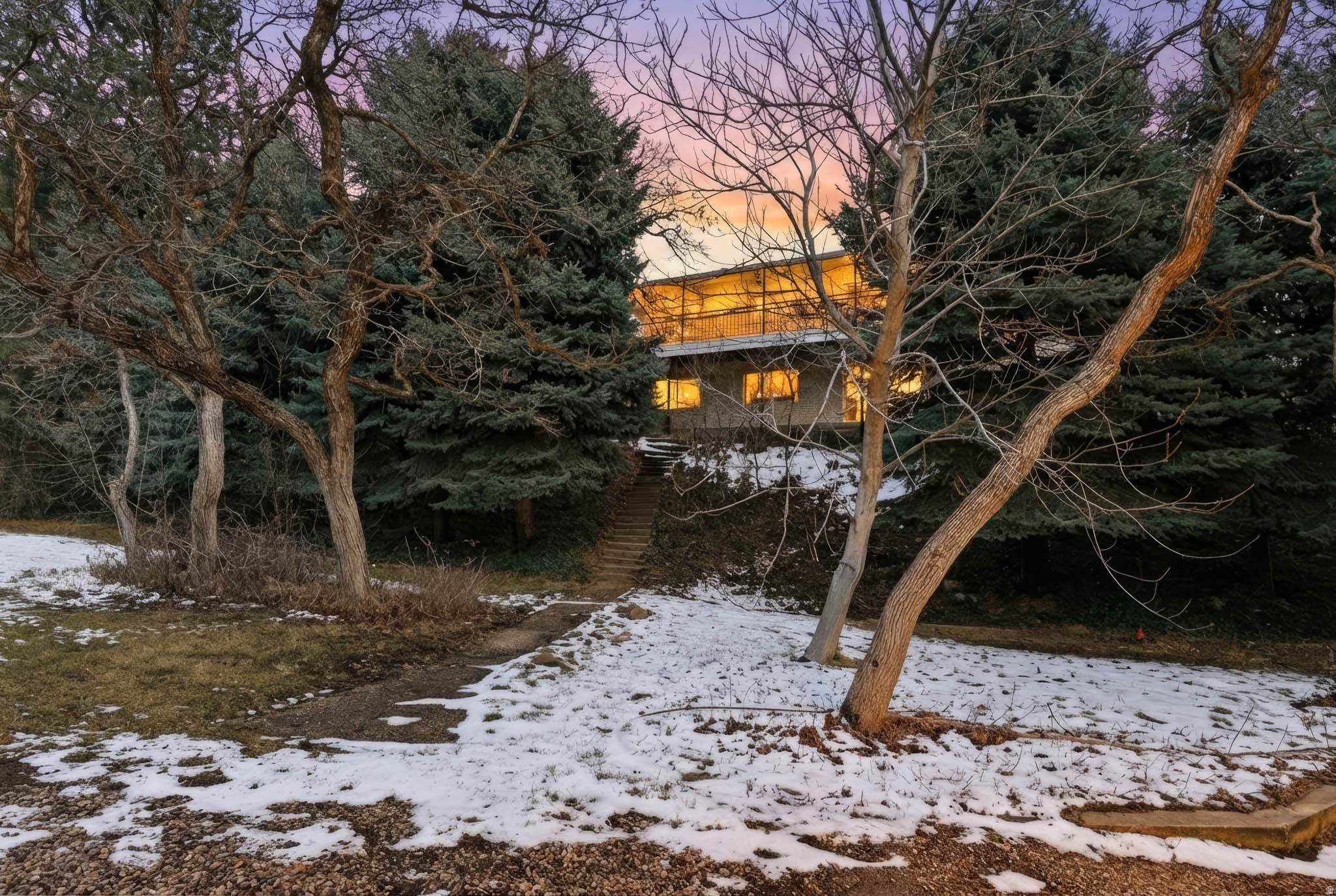 OAKMONT ACRES - Residential