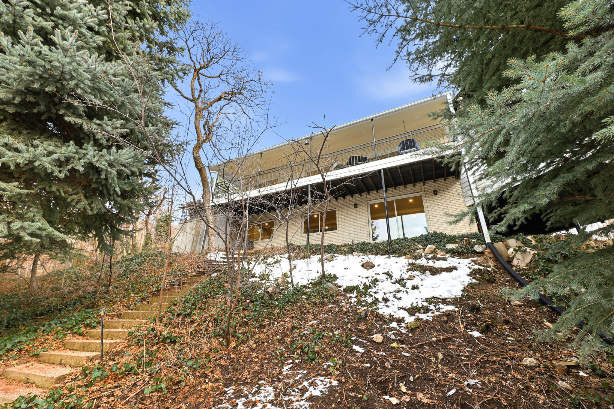 OAKMONT ACRES - Residential