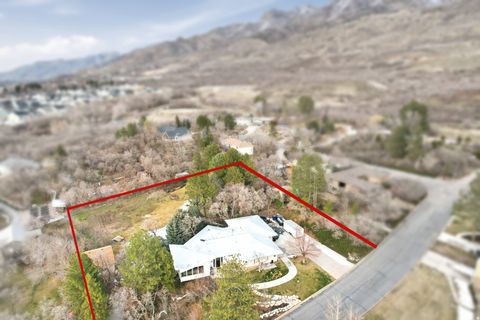 Tiny photo for 1365 E OAKMONT LN N, Fruit Heights, UT 84037 (MLS # 2139319)