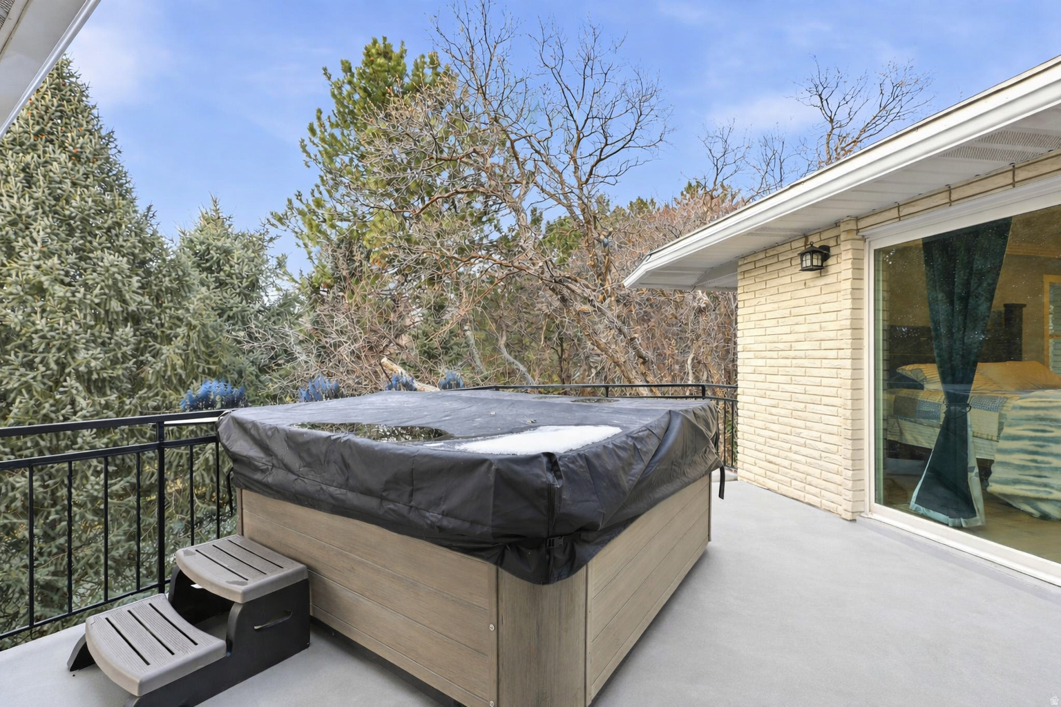 OAKMONT ACRES - Residential