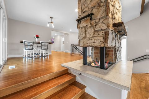 Tiny photo for 1365 E OAKMONT LN N, Fruit Heights, UT 84037 (MLS # 2139319)