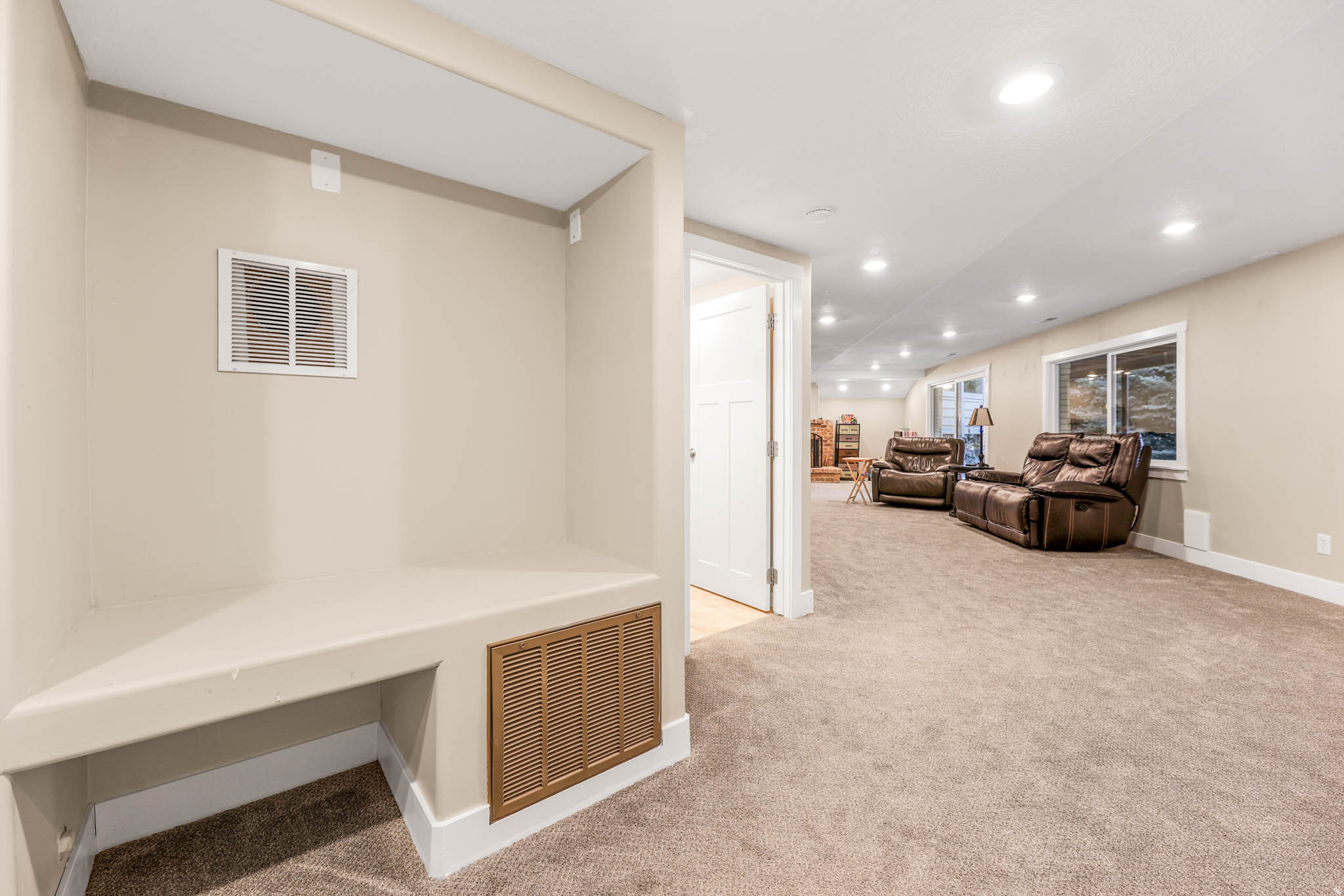 OAKMONT ACRES - Residential