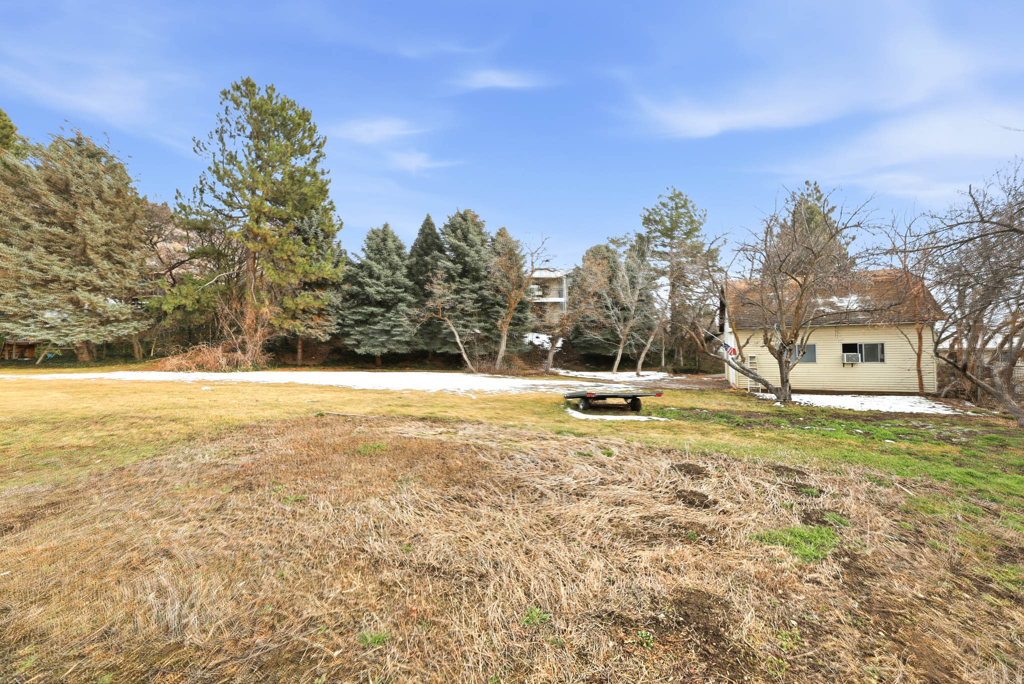 OAKMONT ACRES - Residential