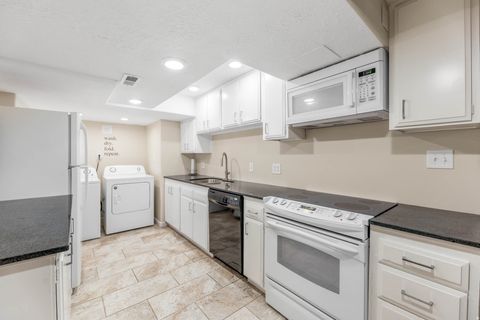 Tiny photo for 1365 E OAKMONT LN N, Fruit Heights, UT 84037 (MLS # 2139319)