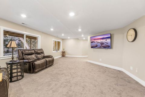 Tiny photo for 1365 E OAKMONT LN N, Fruit Heights, UT 84037 (MLS # 2139319)