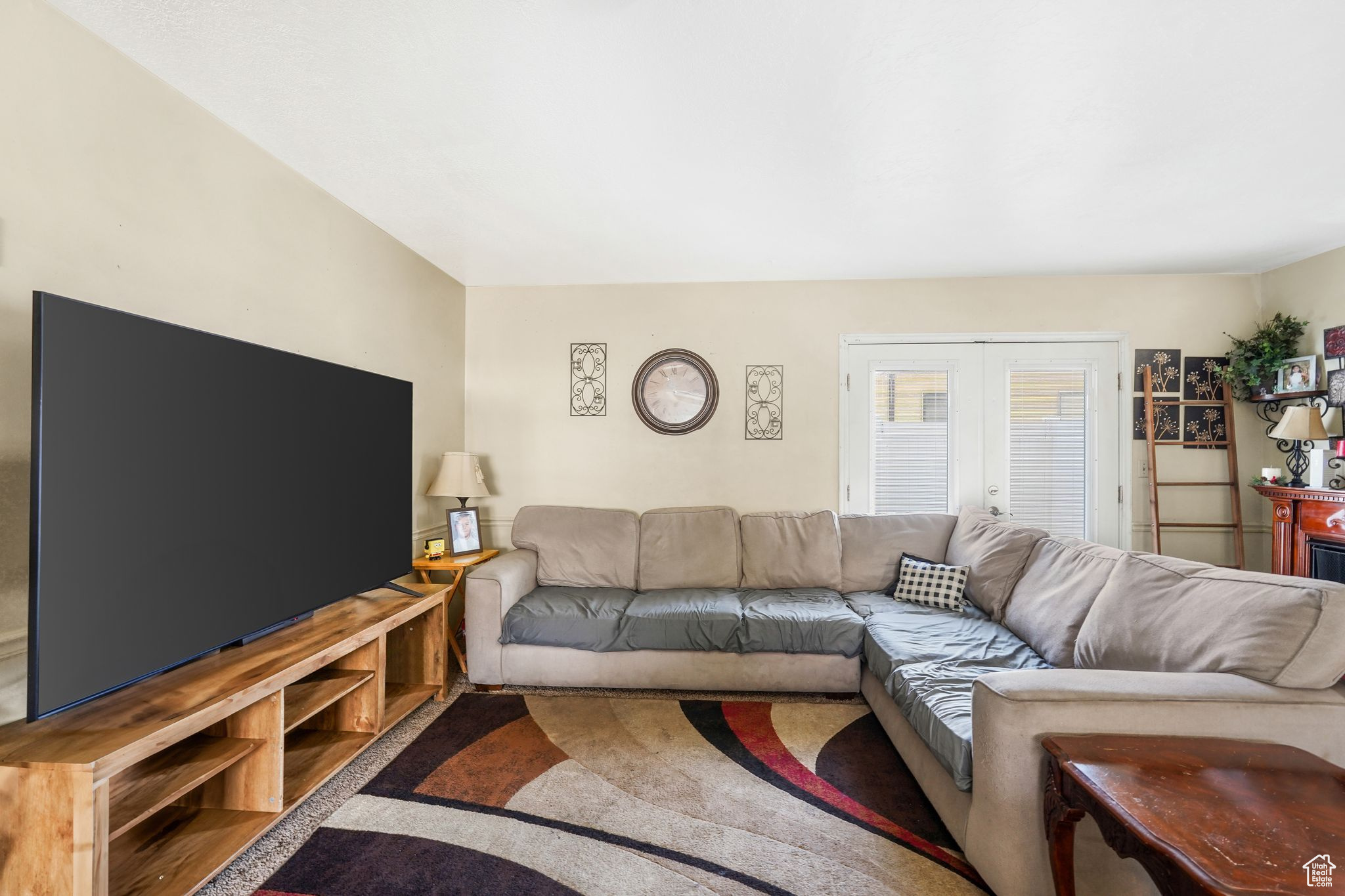 1325 LINCOLN AVE 60