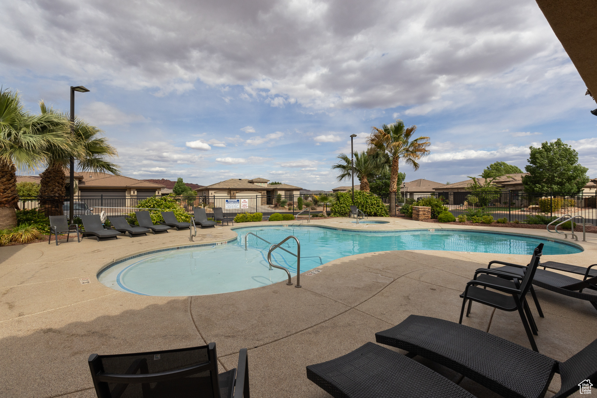 BELLA SOL AT SANTA CLARA PH 3 - Residential