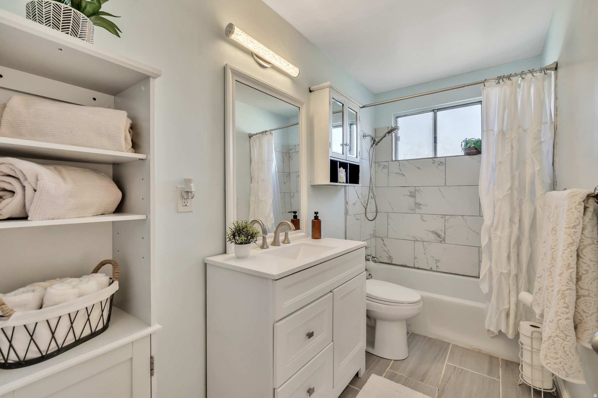 WILLOW BAY PHASE TWO - Residential