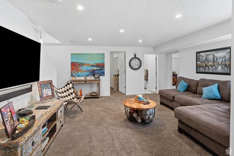 Tiny photo for 5318 W BOWSTRING WAY, South Jordan, UT 84009 (MLS # 2110802)