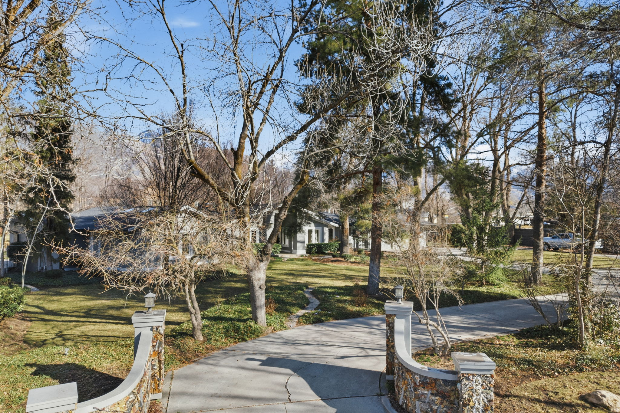 COTTONWOOD CLUB - Residential