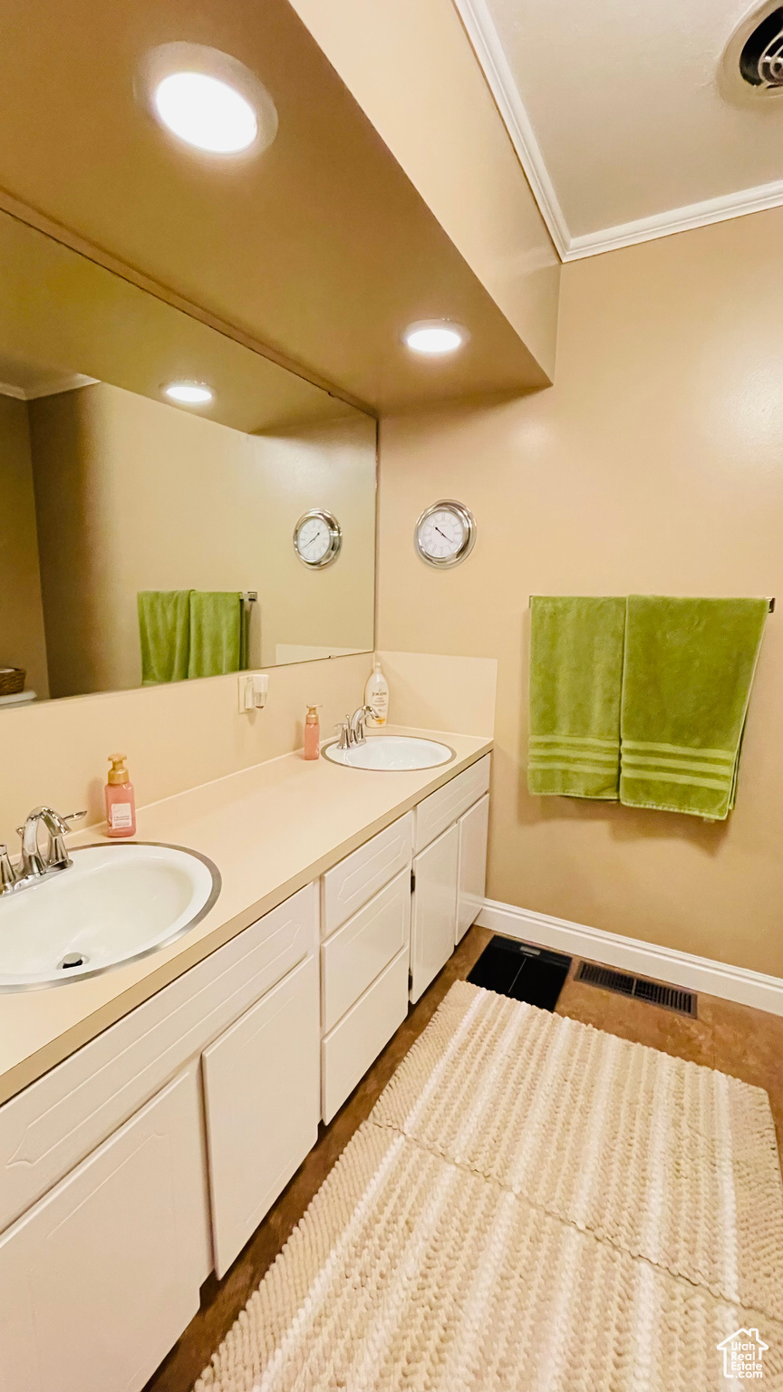 MOUNTAIN VIEW #2 - Residential