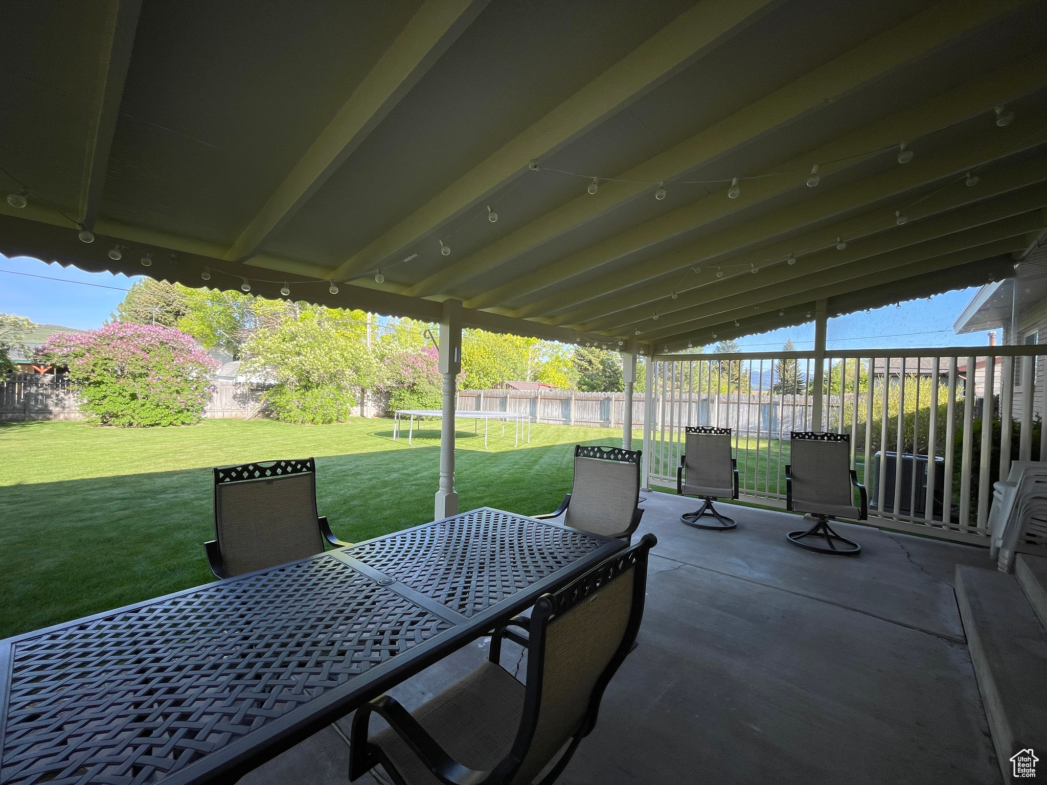 MOUNTAIN VIEW #2 - Residential