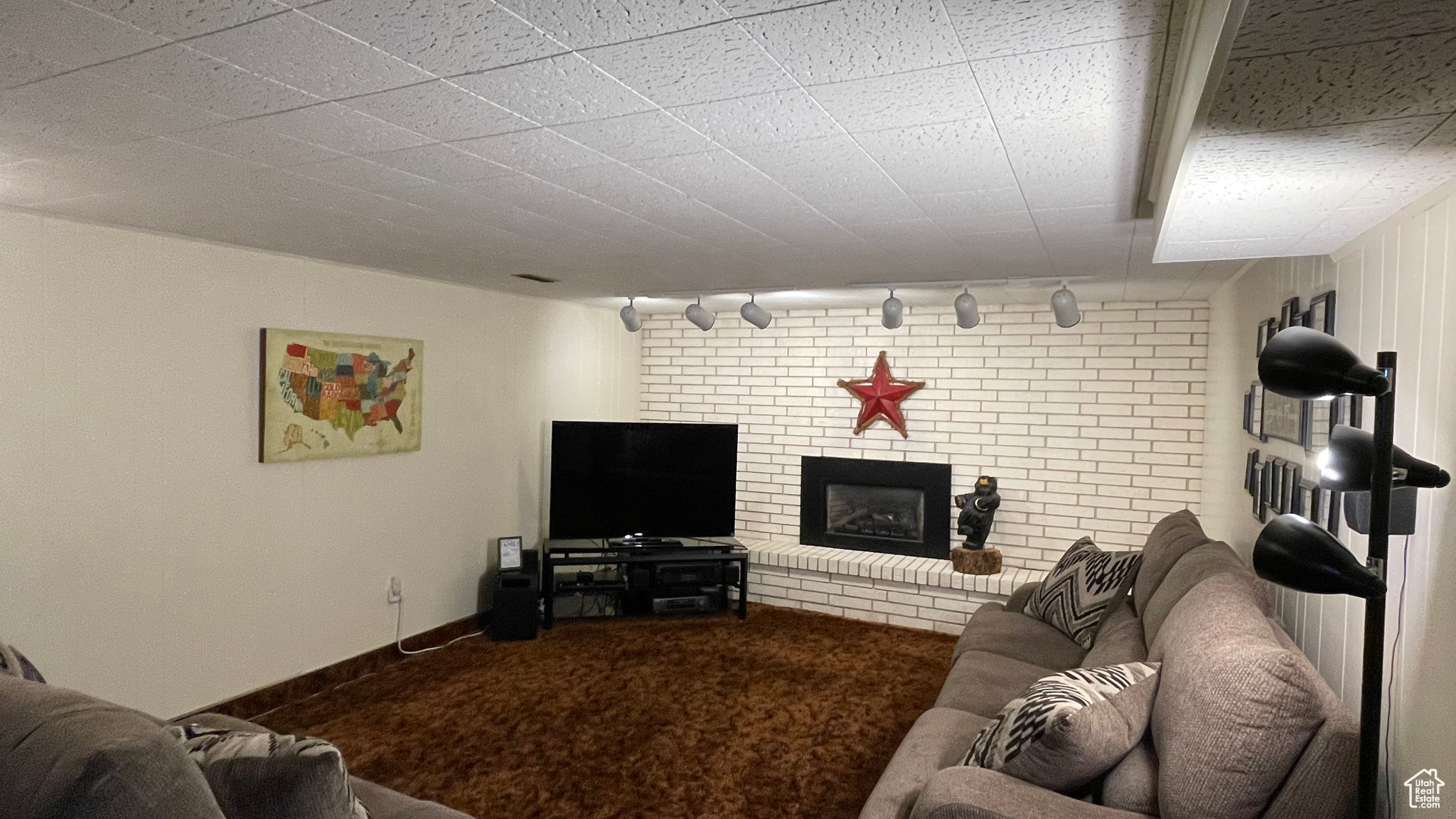 MOUNTAIN VIEW #2 - Residential