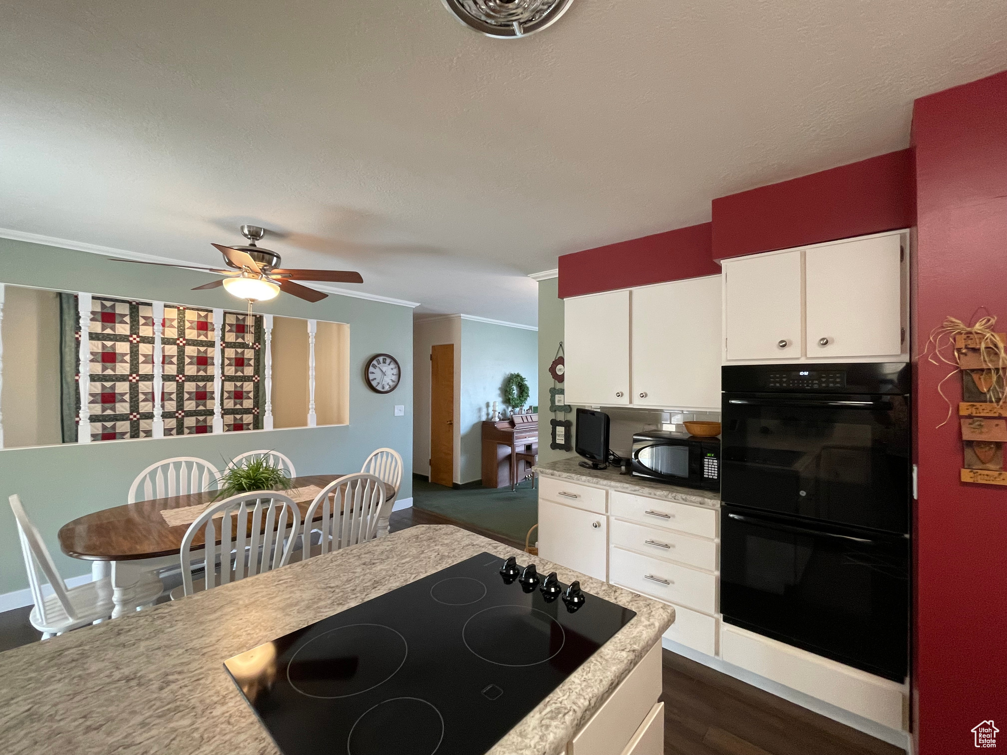 MOUNTAIN VIEW #2 - Residential