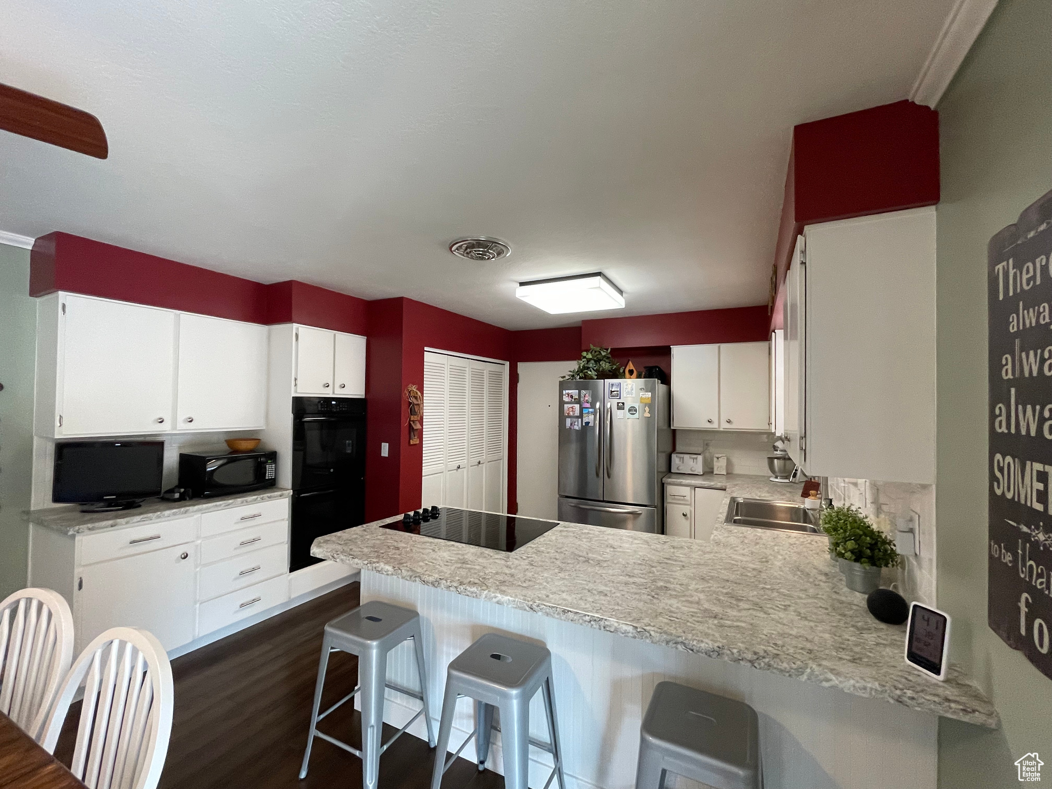 MOUNTAIN VIEW #2 - Residential